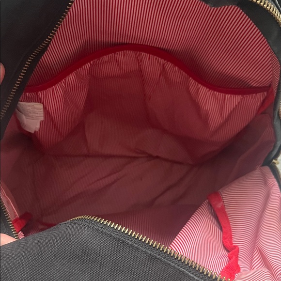 Herschel Supply Company Classic Black Backpack - Picture 3 of 9